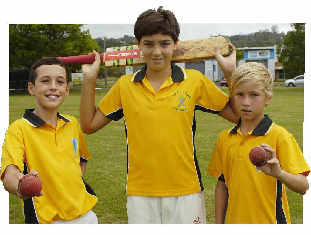 POISED FOR ACTION: Looking forward to impressing at this year’s Lismore Under-12 Cricket Carnival are, from left, Sam McLean, Oliver Cronin and Hamish McClintock. POISED FOR ACTION: Looking forward to impressing at this year’s Lismore Under-12 Cricket Carnival are, from left, Sam McLean, Oliver Cronin and Hamish McClintock.